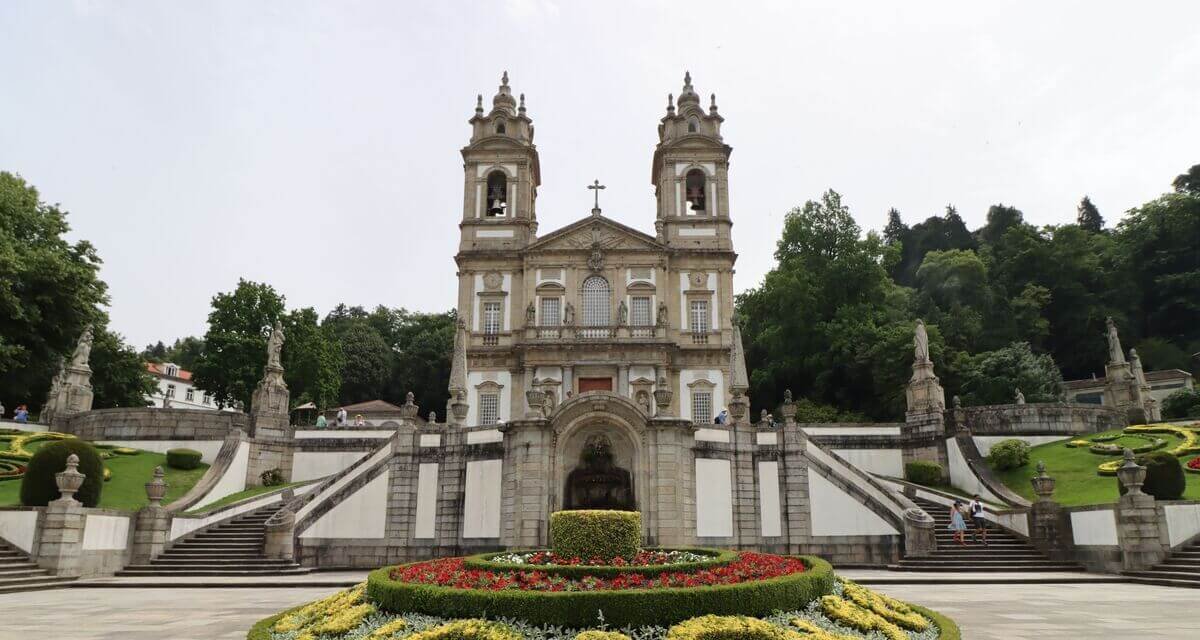 Read more about the article Braga & Guimarães Tour Tickets 2026 | Prices & Booking