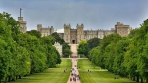 Read more about the article Windsor Castle Tickets 2026 | Prices & Booking