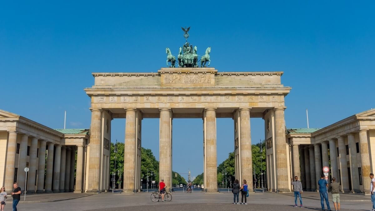 Read more about the article Berlin Third Reich & Cold War Tour Tickets 2026 | Prices
