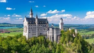 Read more about the article Neuschwanstein Castle Tickets 2026 | Prices & Booking